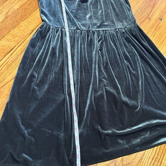 Tommy Hilfiger Holiday/Event Green Velvet Midi Formal Fit & Flare Dress 8 - Picture 8 of 11